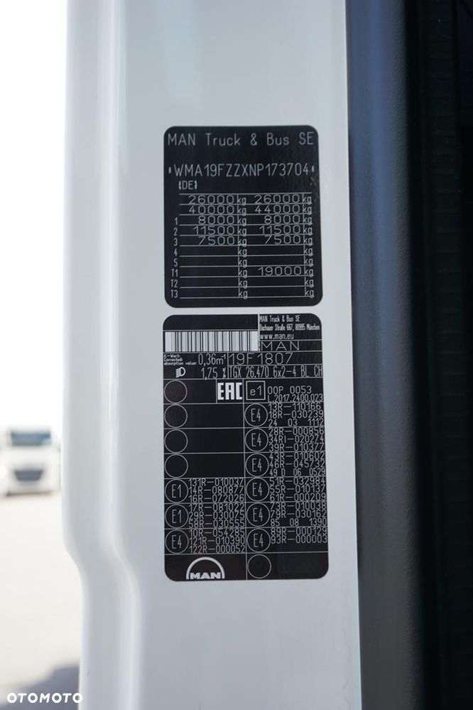 MAN TGX / 26.470 / E 6 / GM / HAKOWIEC HYVA / OŚ SKRĘTNA / RETARDER - 11