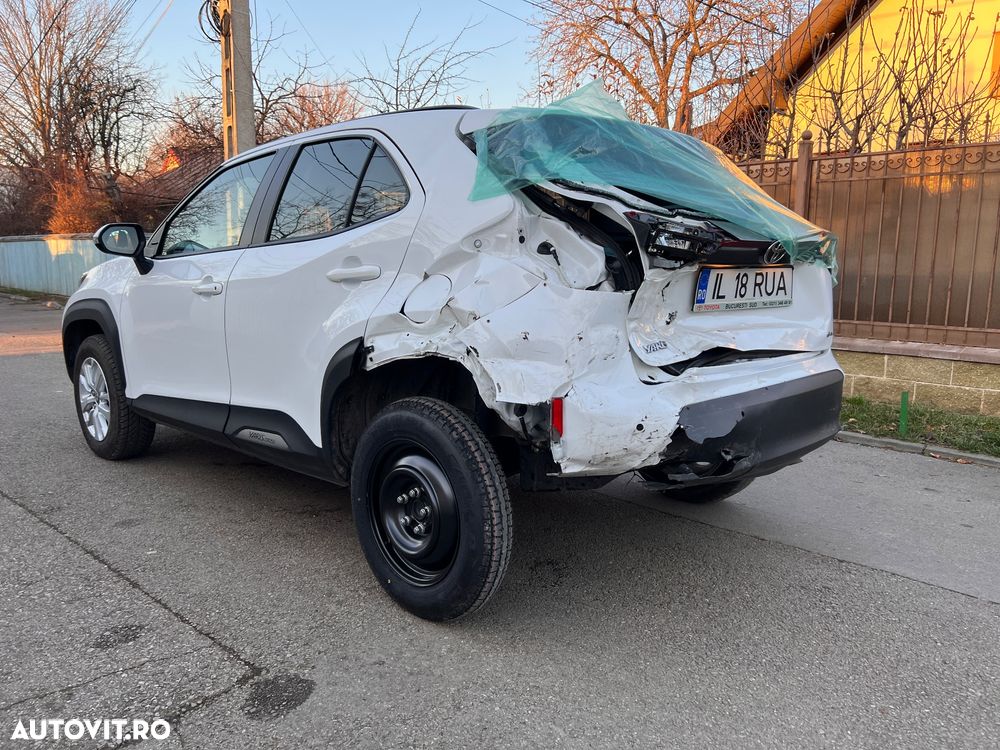 Toyota Yaris Cross 1.5 VVT-i HSD 4x2 Dynamic - 18