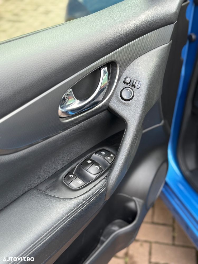 Nissan Qashqai 1.7 dCi N-CONNECTA - 23