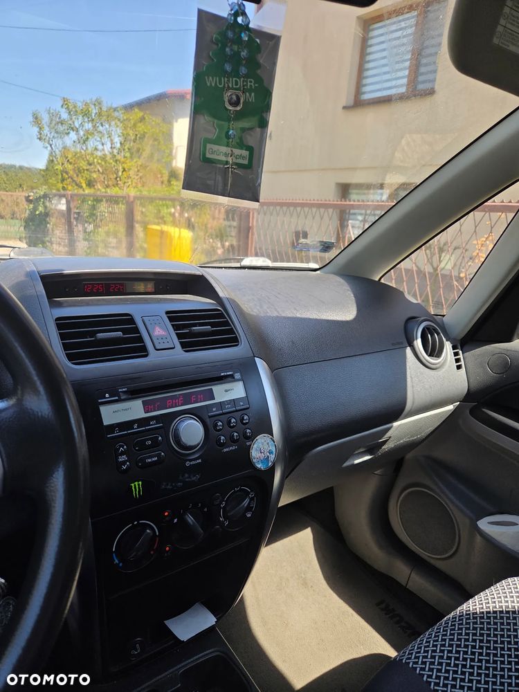 Suzuki SX4 1.6 DDiS Comfort - 7
