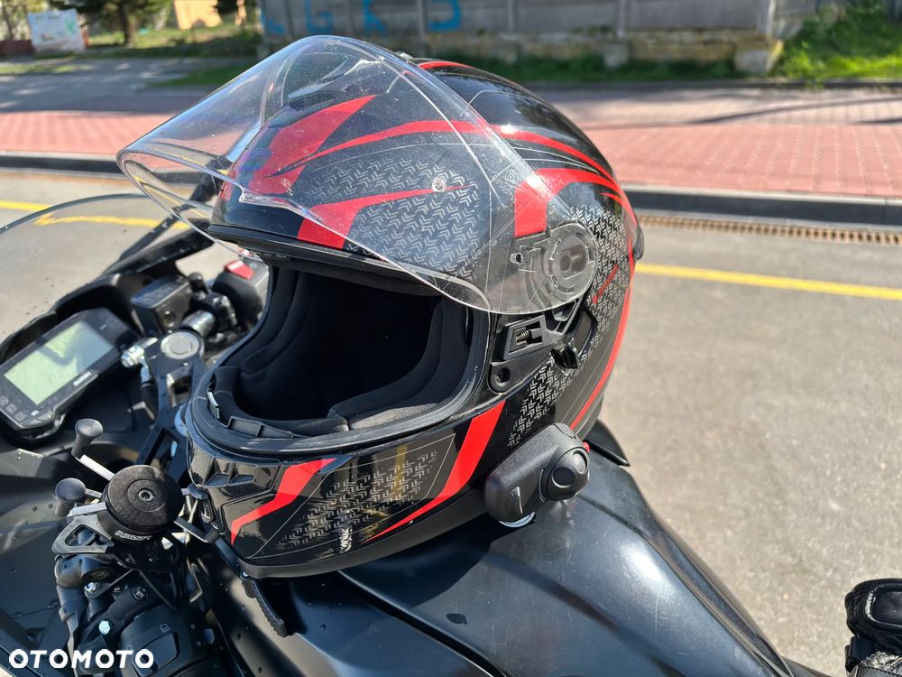 Suzuki GSX-R - 6