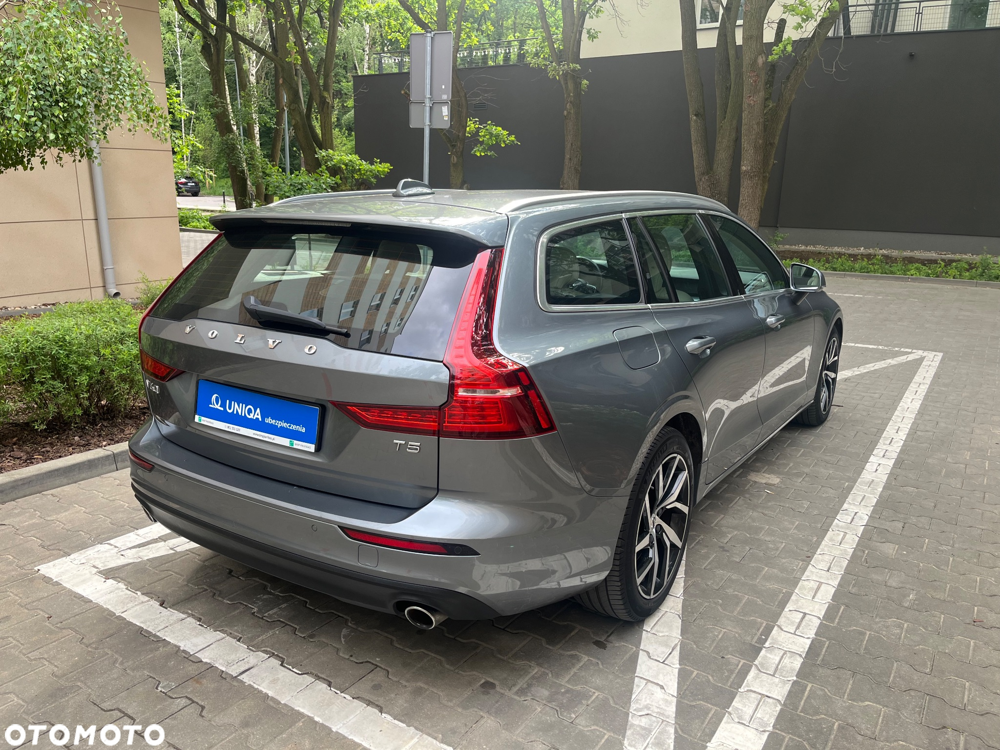 Volvo V60 T5 Geartronic Momentum Pro - 6