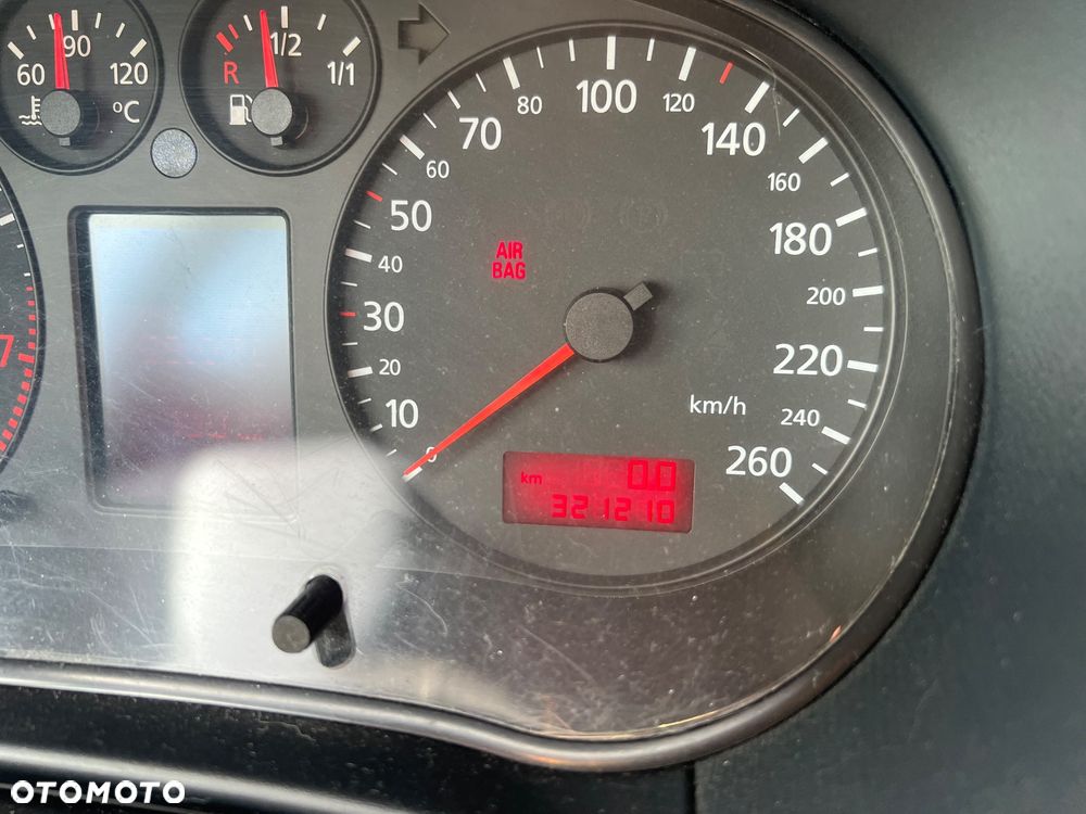 Audi A3 3-drzwiowe - 28