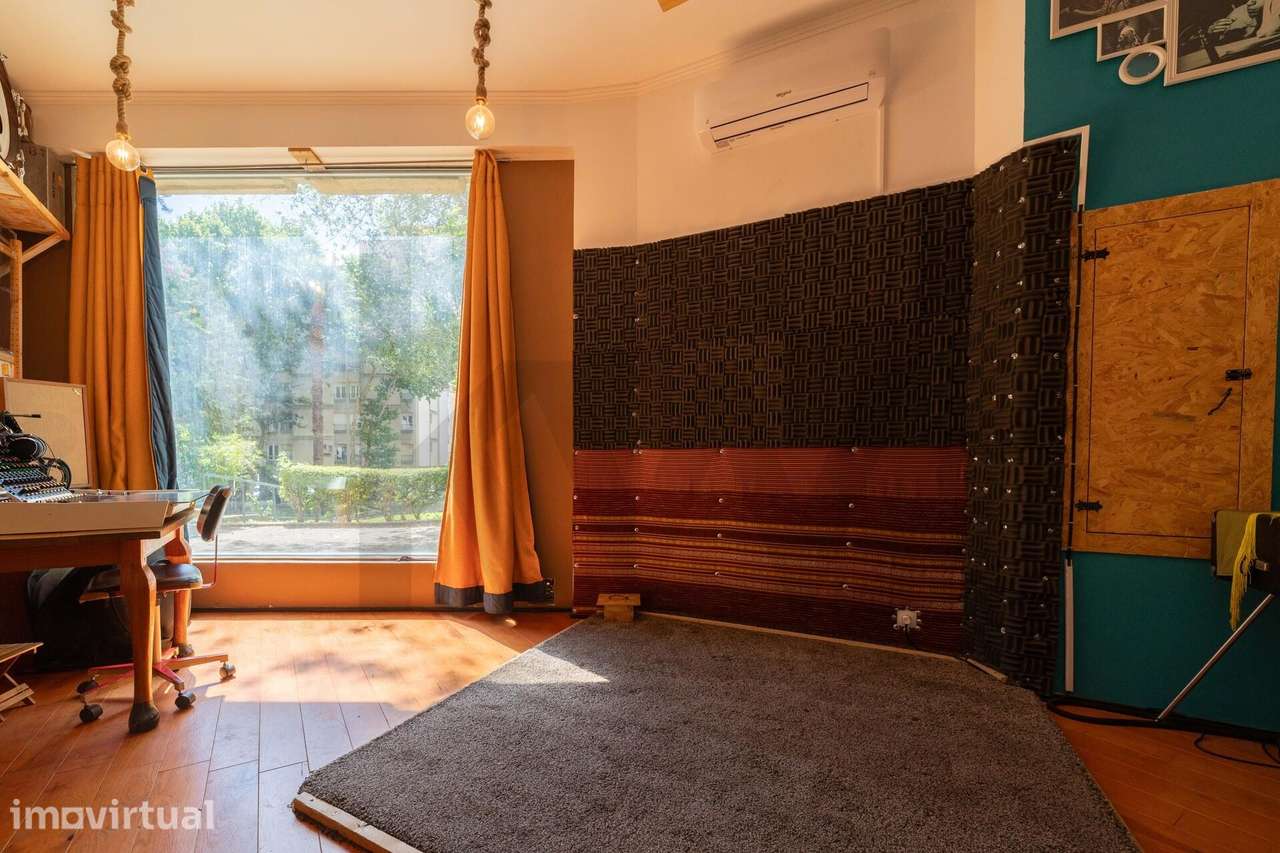 Estúdio de Som Profissional com Vertente Residencial Loft (+100m2) – A - Grande imagem: 3/16