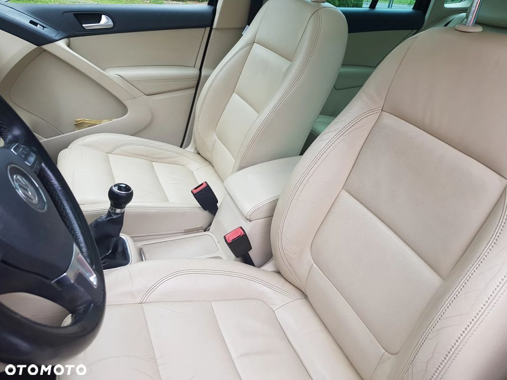 Volkswagen Tiguan - 6