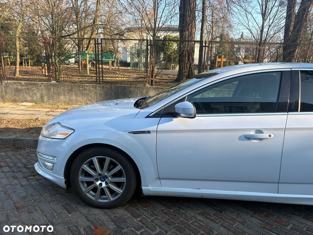 Ford Mondeo 2.0 T Titanium - 8