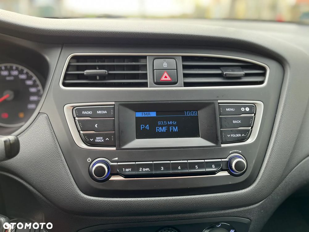 Hyundai i20 1.2 Classic Plus - 14