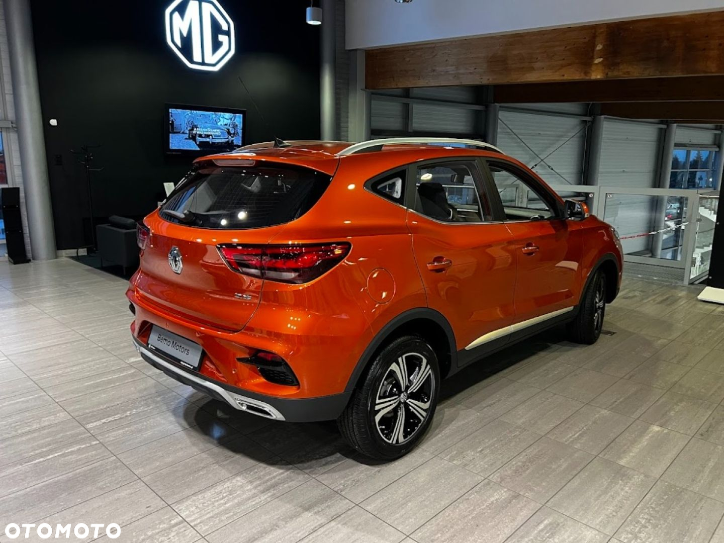 MG ZS - 7