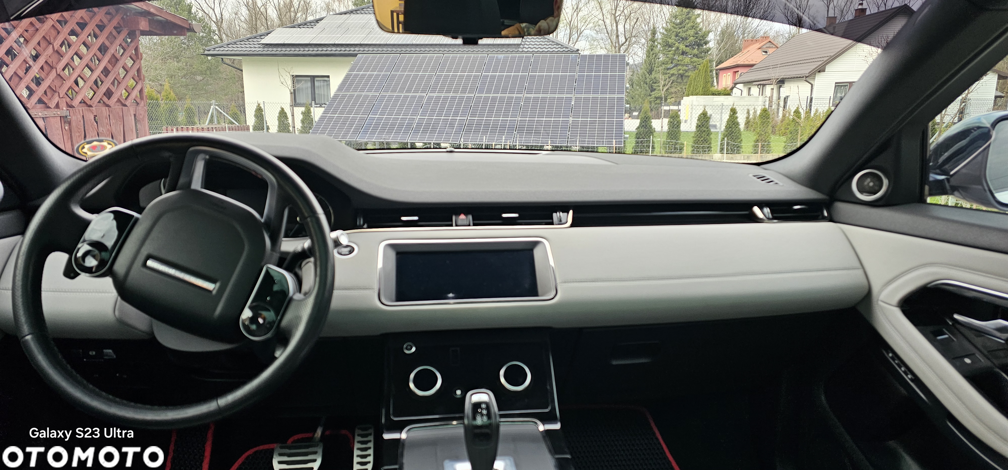 Land Rover Range Rover Evoque P300 R-Dynamic - 27
