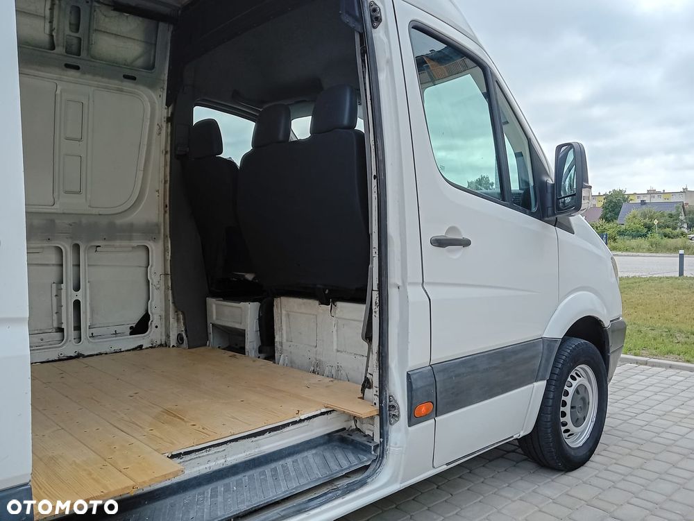 Mercedes-Benz Sprinter - 16