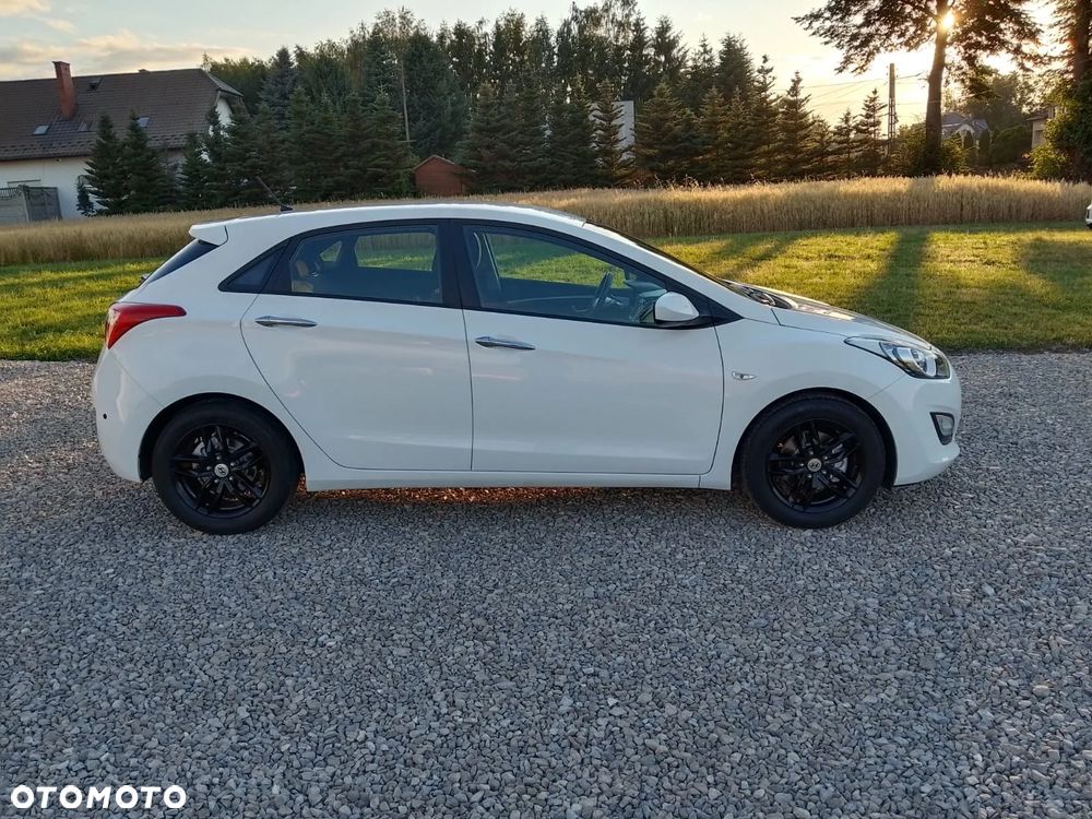 Hyundai i30 1.4 BlueDrive Comfort - 21