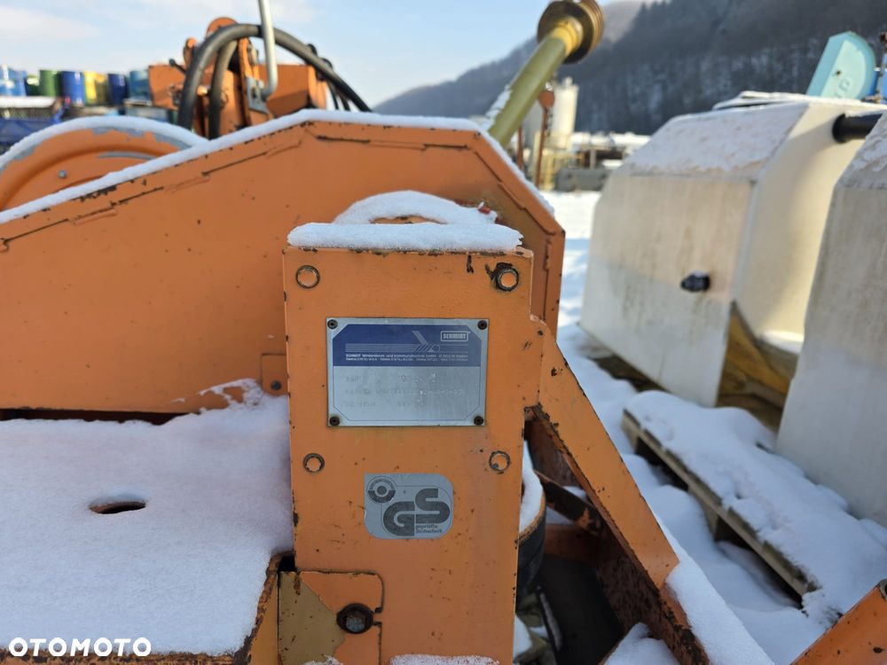 Mercedes-Benz UNIMOG - 9