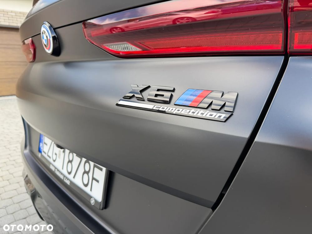BMW X6M - 14