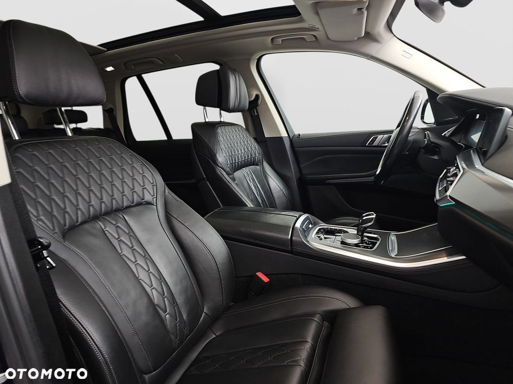 BMW X5 xDrive30d mHEV - 31