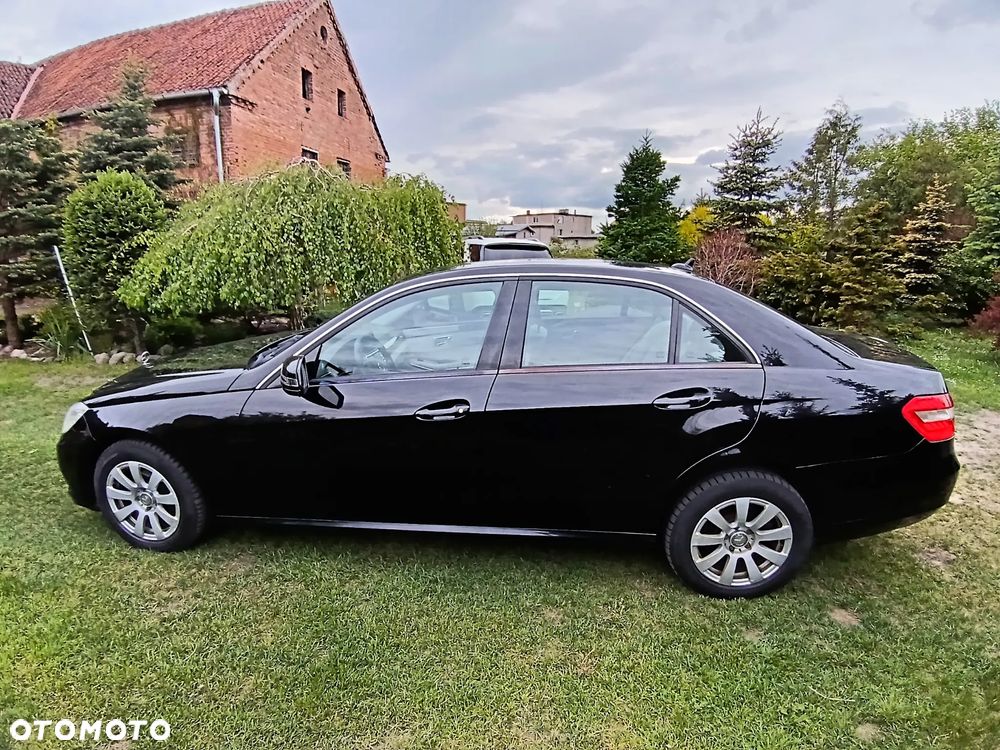 Mercedes-Benz Klasa E 220 CDI - 10