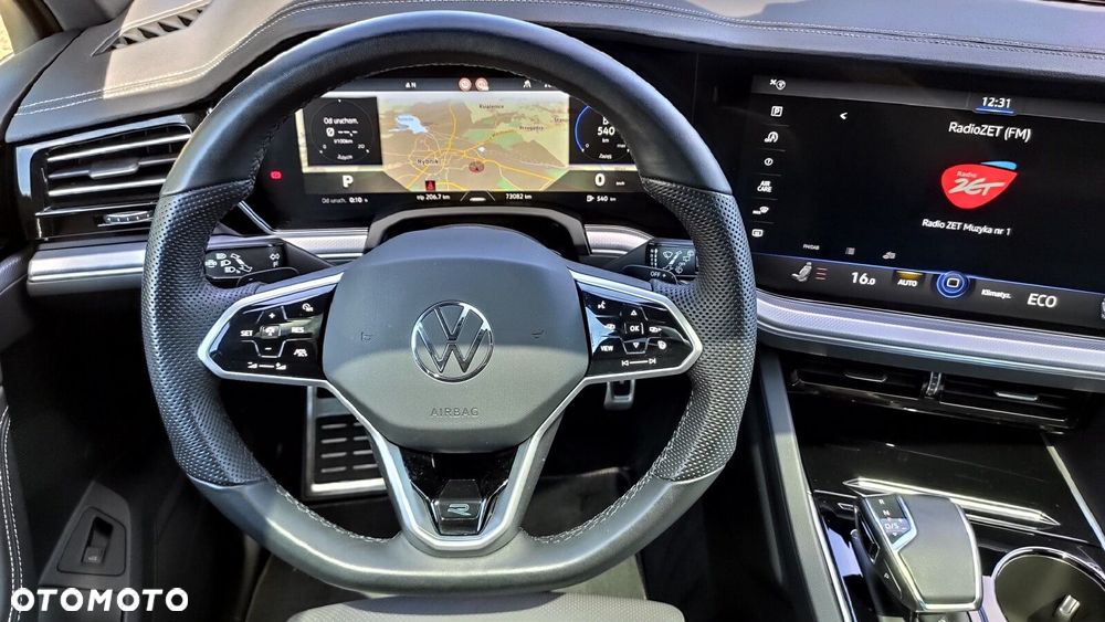 Volkswagen Touareg - 17