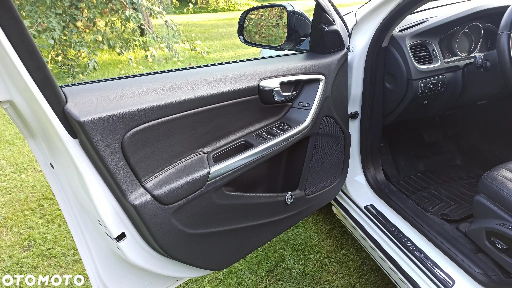 Volvo V60 Cross Country T5 AWD Geartronic - 15
