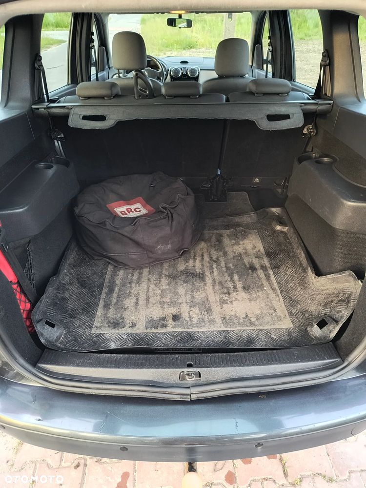 Dacia Lodgy 1.6 Laureate - 18