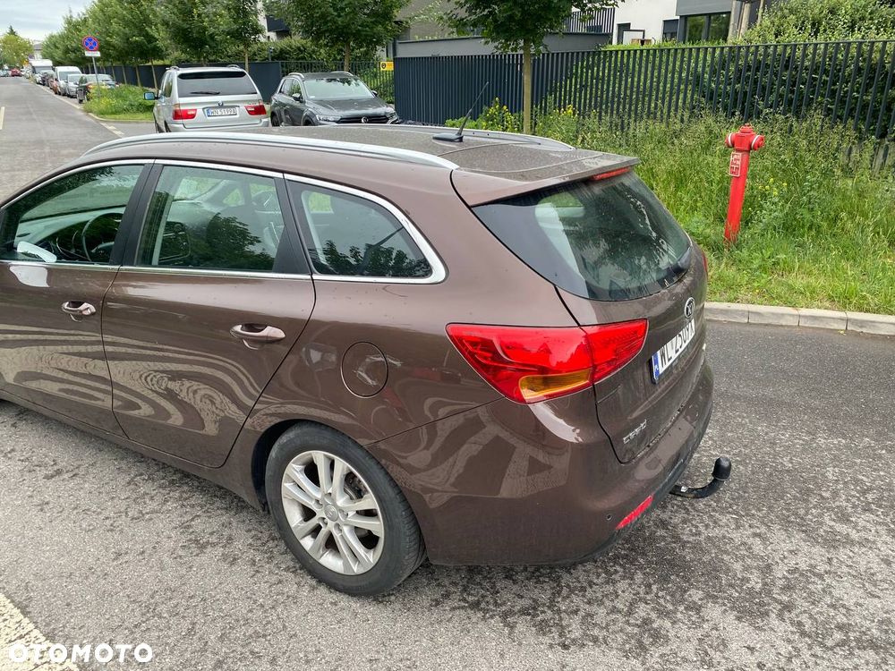 Kia Ceed 1.6 CRDi 128 Platinum Edition - 5
