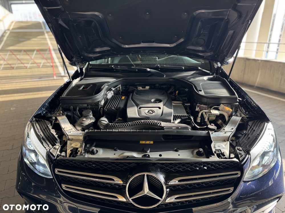 Mercedes-Benz GLC 250 4Matic 9G-TRONIC AMG Line - 15