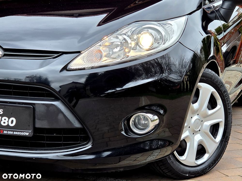 Ford Fiesta 1.4 Champions Edition - 4