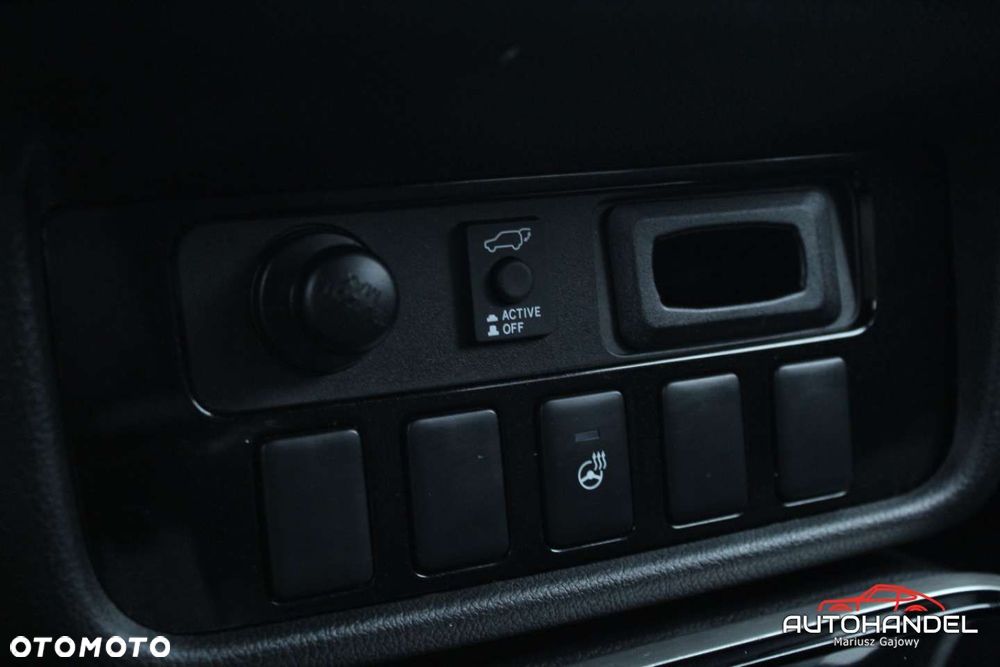 Mitsubishi Outlander - 17