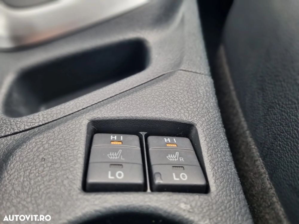 Toyota Auris 1.8 Hybrid Executive - 16