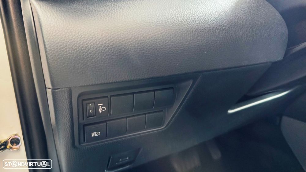 Toyota Yaris 1.5 HDF Exclusive - 23