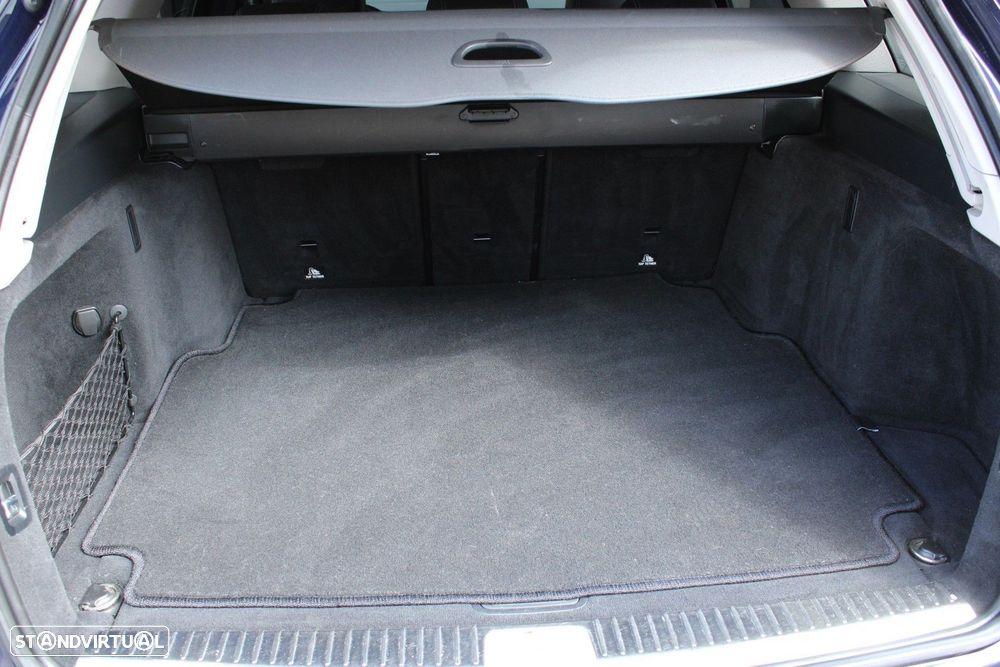 Mercedes-Benz C 180 Avantgarde Aut. - 52