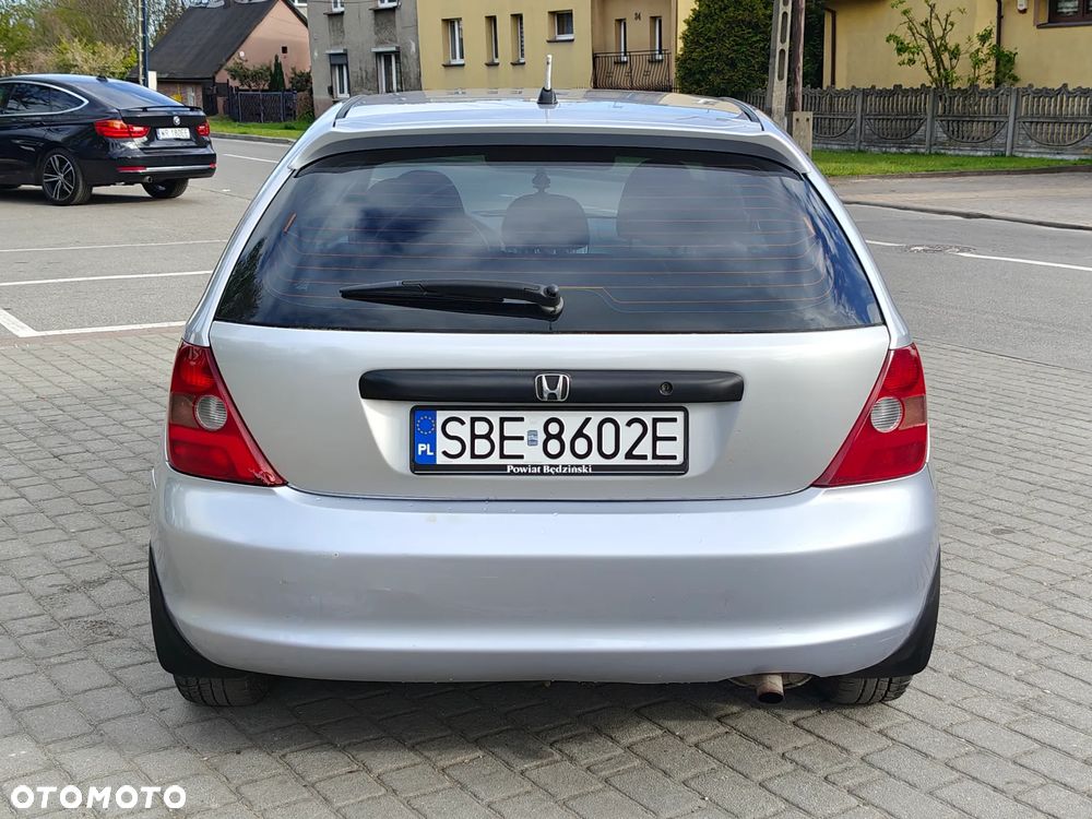 Honda Civic 1.4i - 9