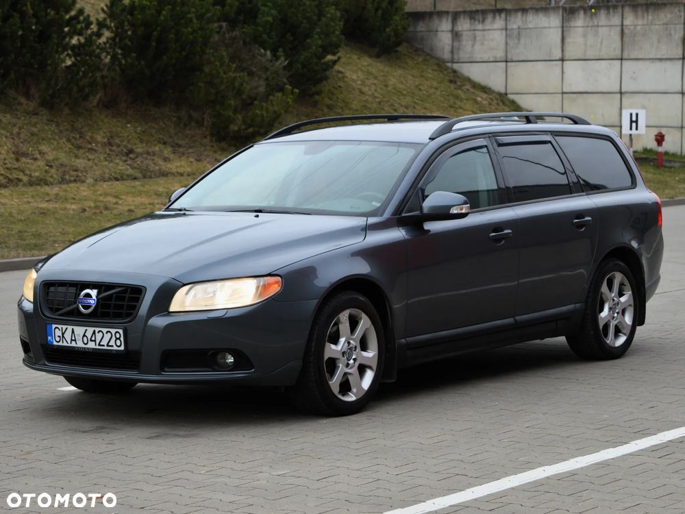 Volvo V70 - 1