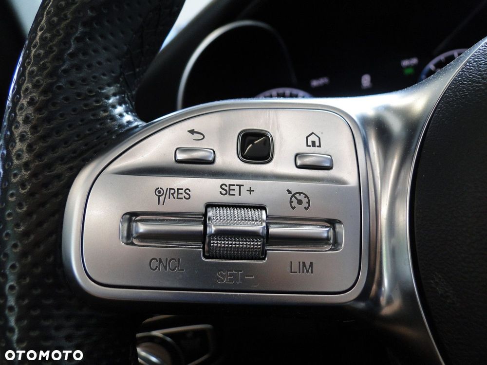 Mercedes-Benz Klasa C - 26