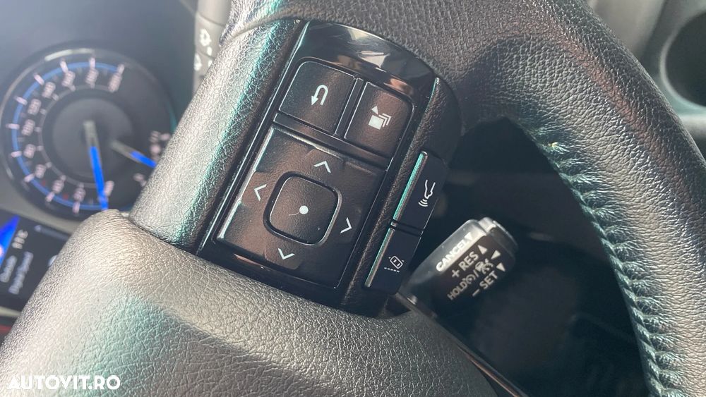 Toyota Hilux 2.8D 204CP 4x4 Double Cab AT Invincible - 15