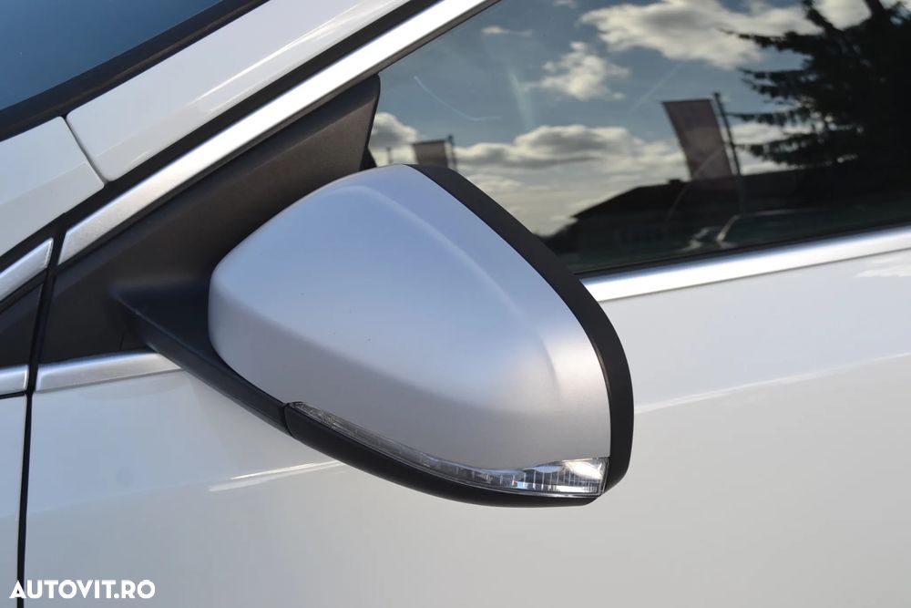 Volvo V40 D2 Geartronic RDesign - 30