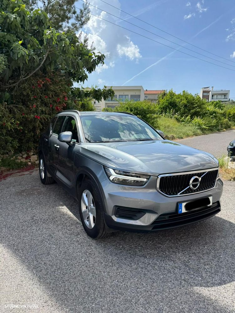 Volvo XC 40 1.5 T3 Tech Edition - 2