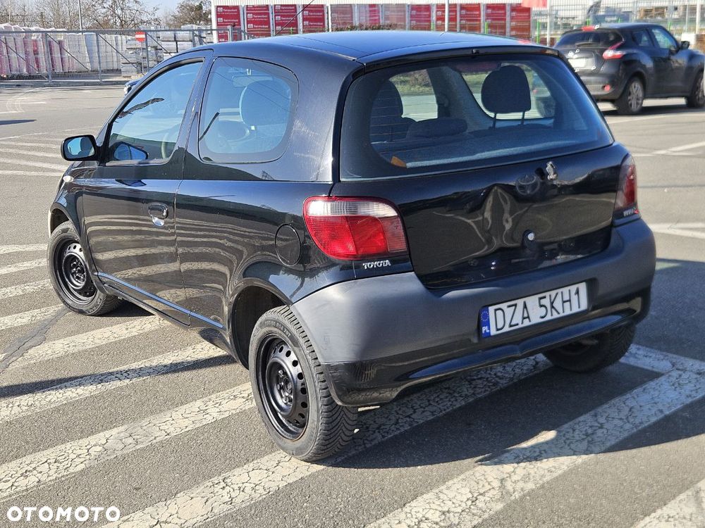 Toyota Yaris 1.0 Base - 7