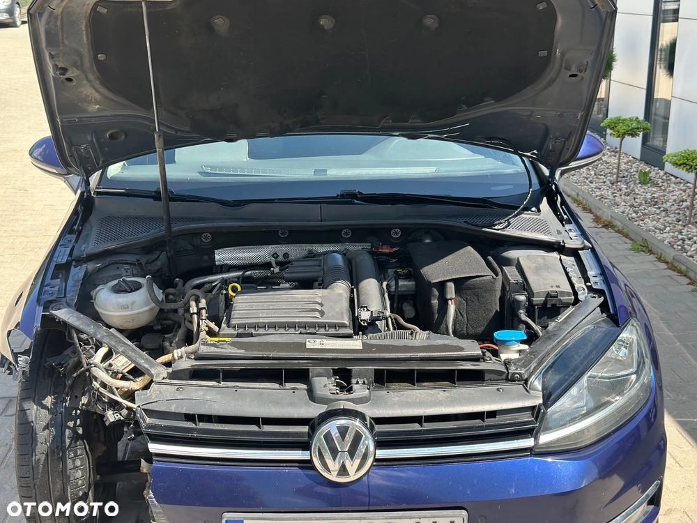 Volkswagen Golf - 9
