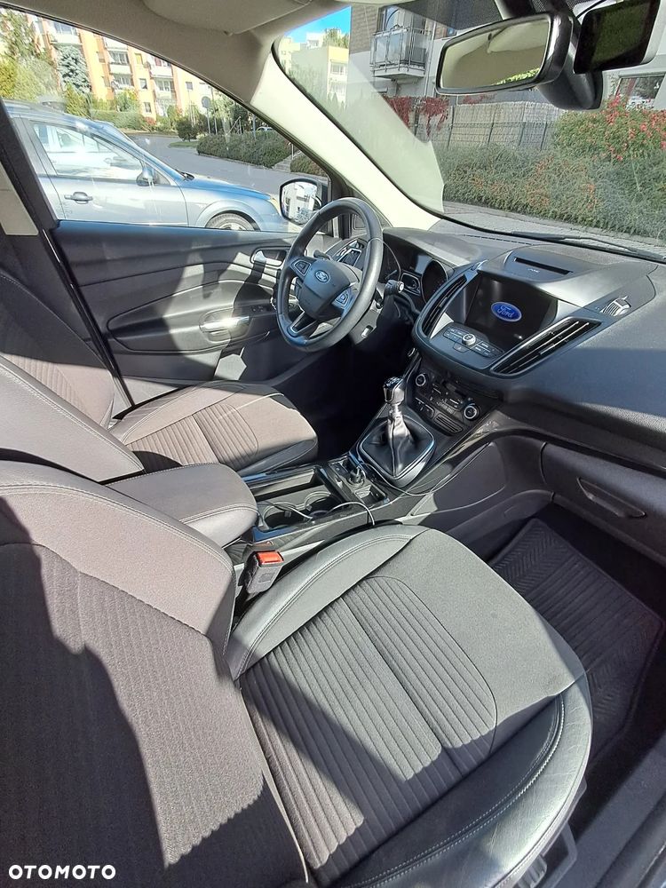 Ford Kuga 2.0 TDCi AWD Titanium - 14
