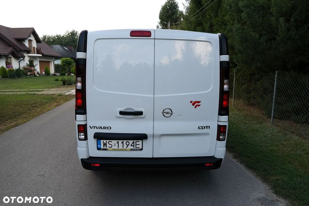 Opel VIVARO - 9
