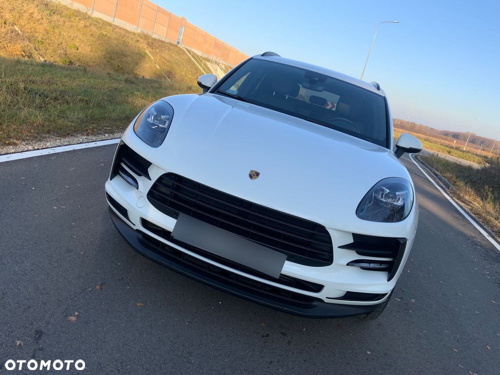 Porsche Macan - 3