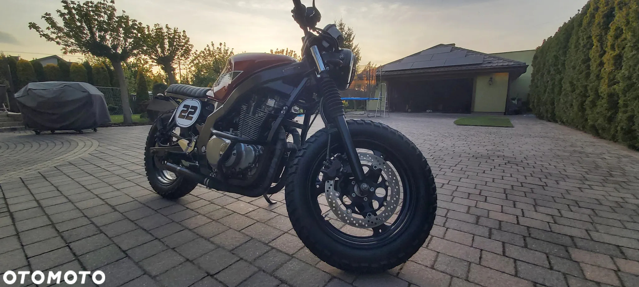 Suzuki GS - 9