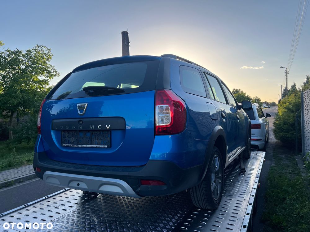 Dacia Logan TCe 90 S&S Stepway Celebration - 7