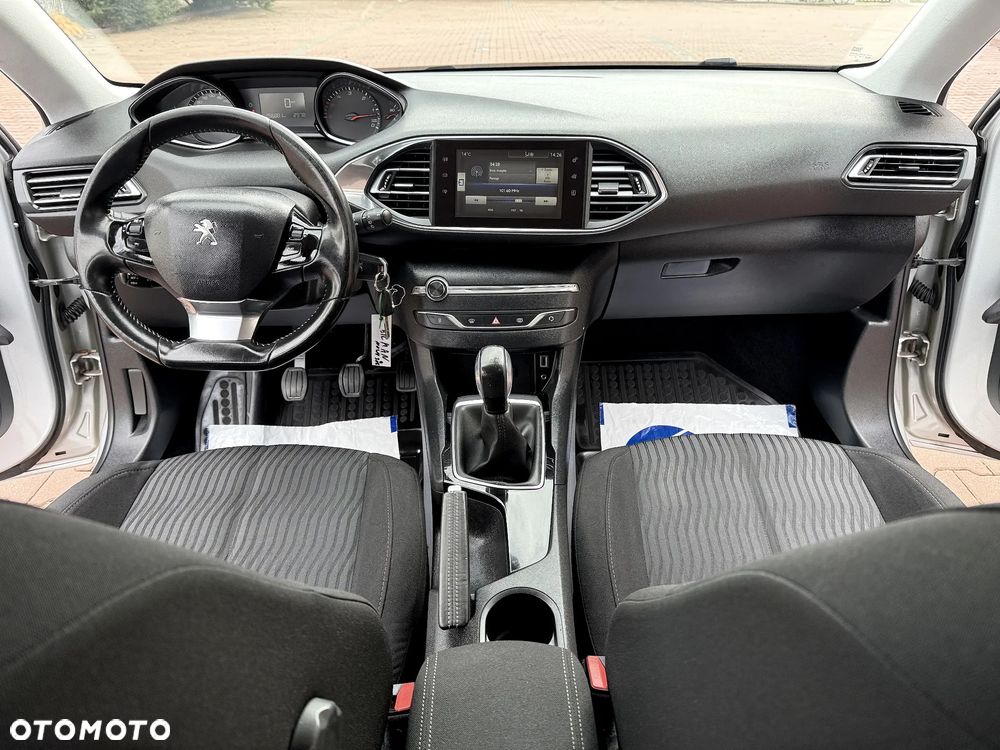 Peugeot 308 - 9