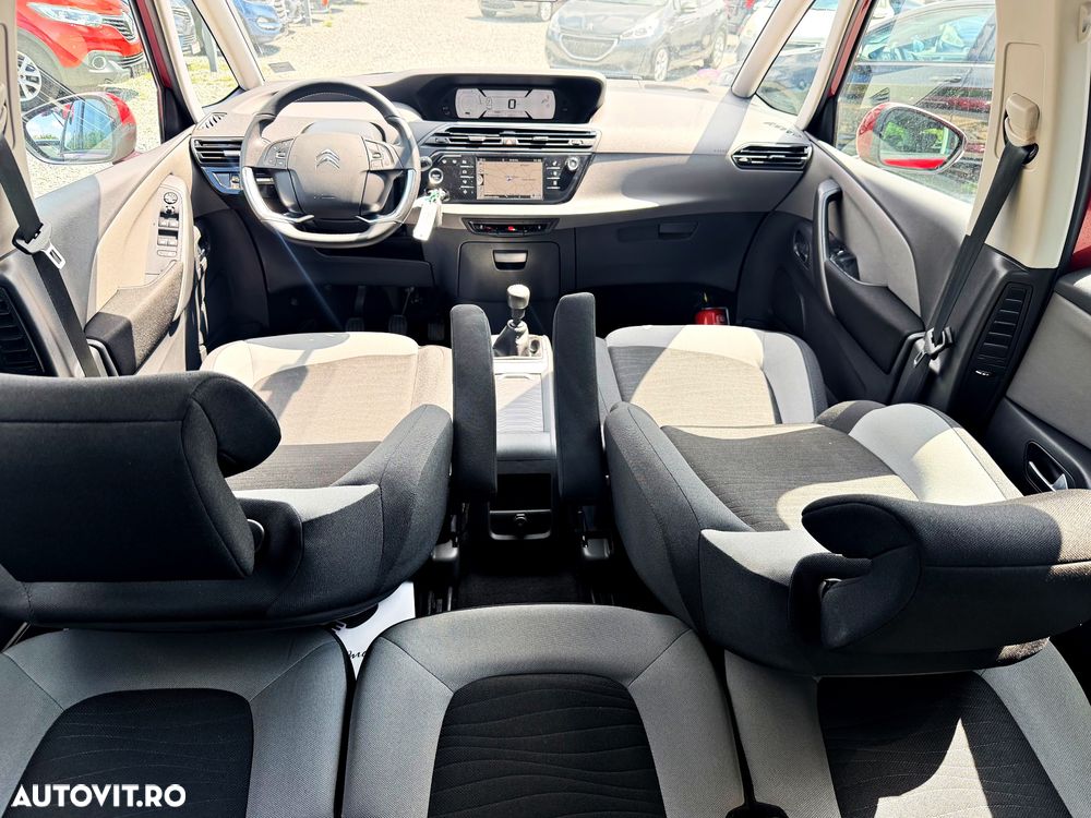 Citroën C4 Grand Picasso PureTech 130 Stop&Start SHINE - 24
