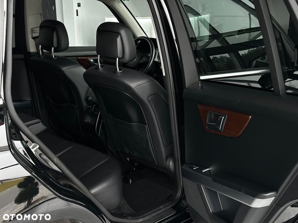 Mercedes-Benz GLK 350 4Matic 7G-TRONIC - 15