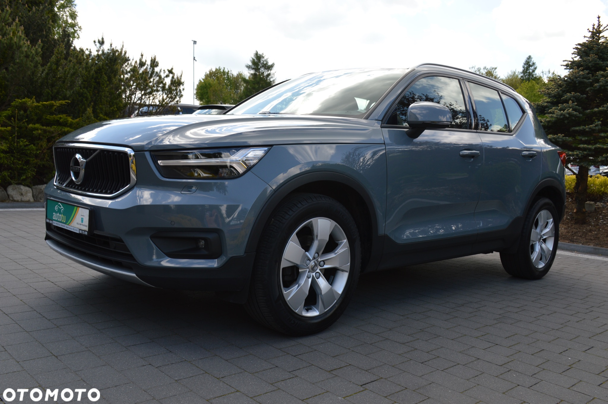 Volvo XC 40 D3 AWD Geartronic Momentum Pro - 2