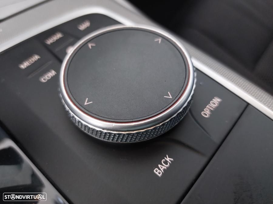 BMW 330 e Auto - 39