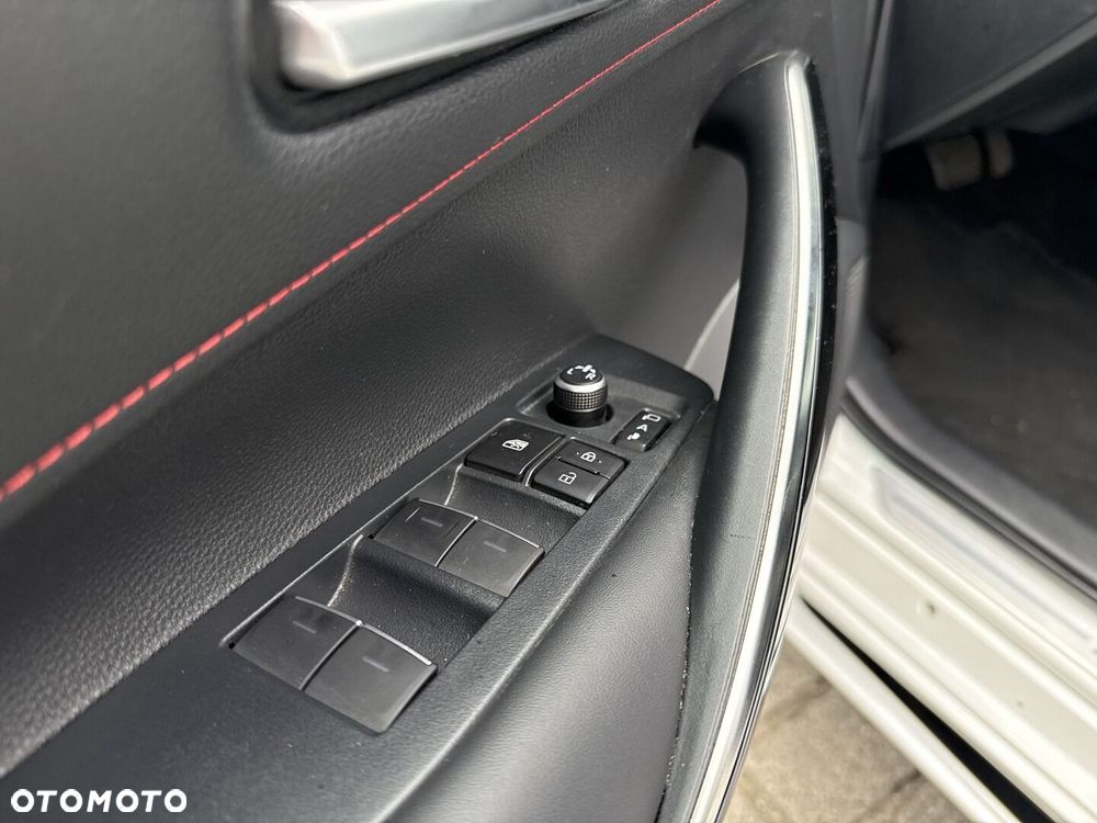 Toyota Corolla 1.8 Hybrid GR Sport - 21