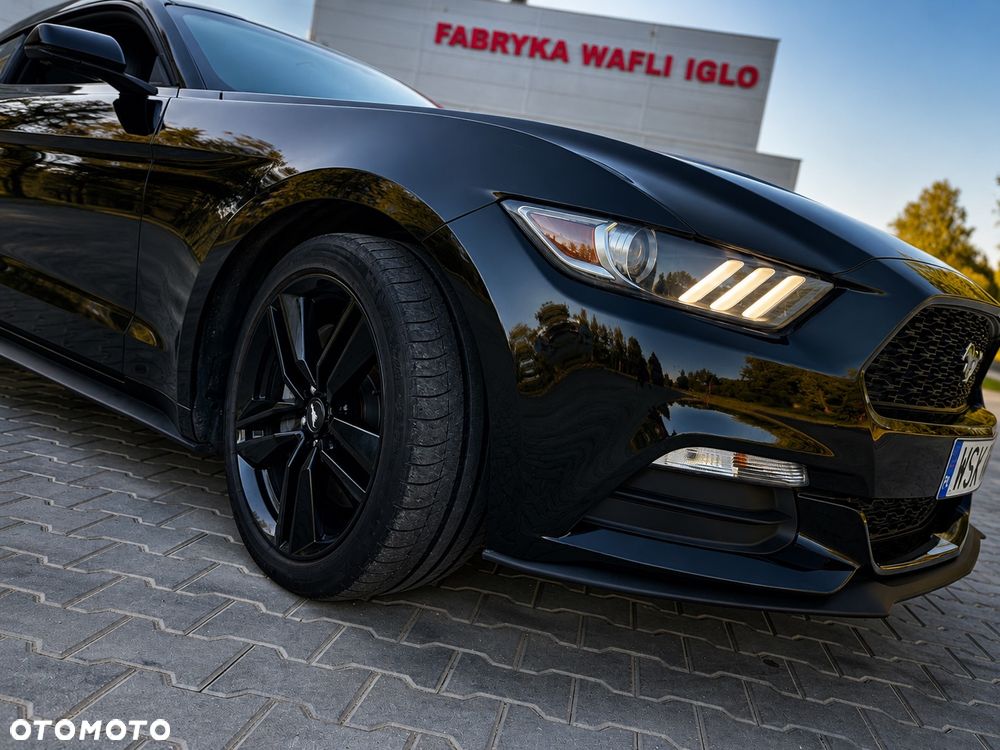 Ford Mustang - 11