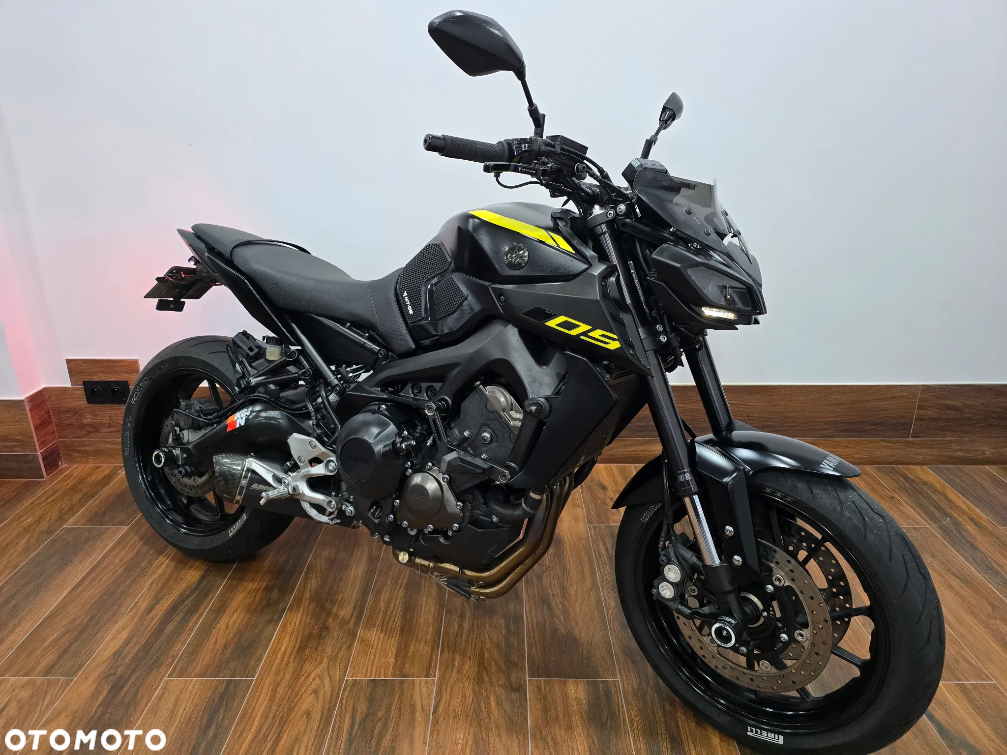 Yamaha MT - 7